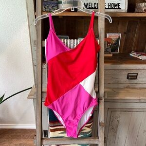Summersalt women’s the Marina one piece swimsuit size 6
